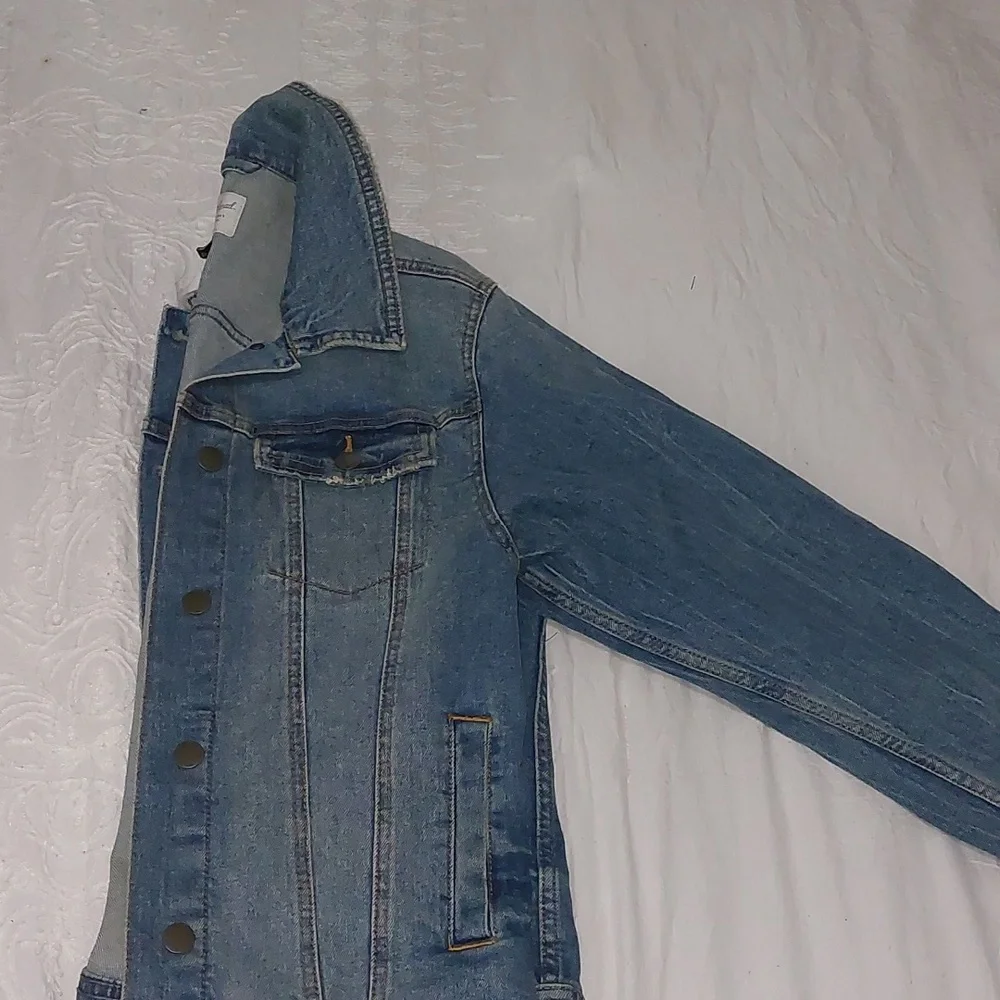 Jean Jacket - Picture 4 of 4